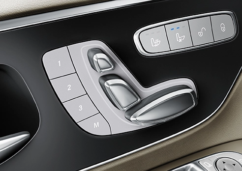 Mercedes-Benz V-class Technology highlights Electrically Adjustable Driver and Front Passenger Seats with Memory Function